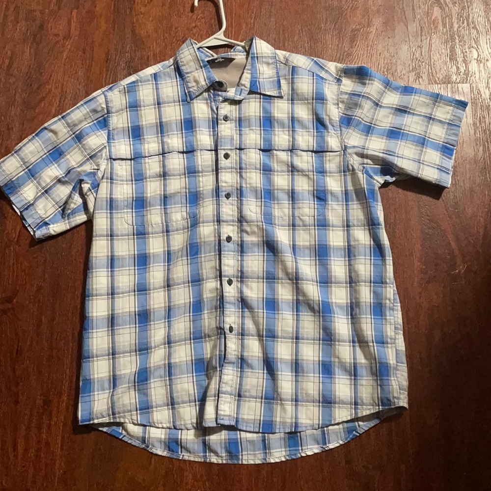 Men’s short sleeve button up